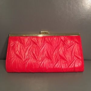 ❤️RED HOT Jessica McClintock clutch purse.